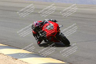 media/Apr-10-2022-SoCal Trackdays (Sun) [[f104b12566]]/Bowl (11am)/